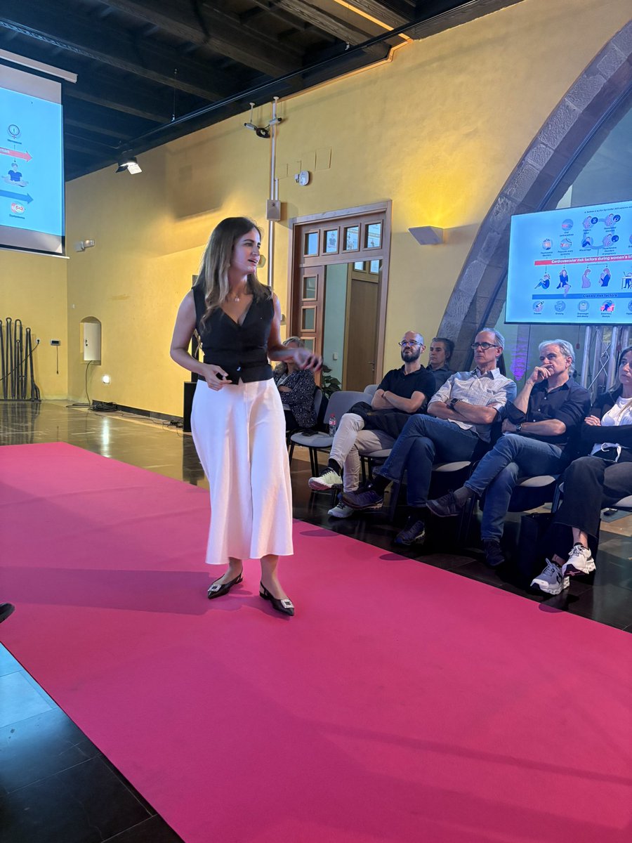 Almudena Castro Conde tweet media
