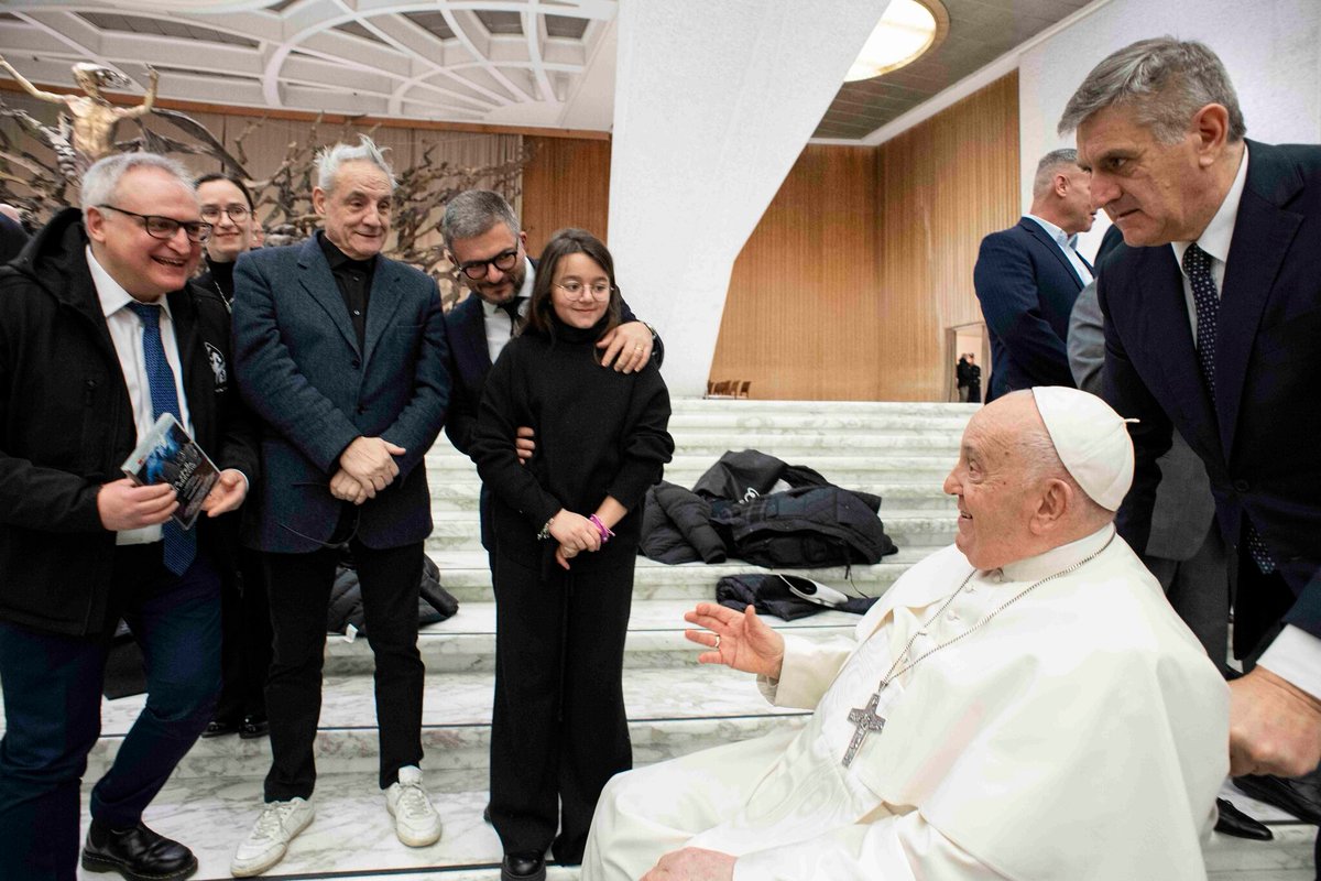 Sabato 26 aprile ore 17.30 in diretta dal Cenacolo San Marco e sul Canale YouTube Istess Media 

NON SE NE FA UN ALTRO

Puntata 821 di "Adesso in onda" dedicata a #PapaFrancesco 

istess.it/wp-content/upl…