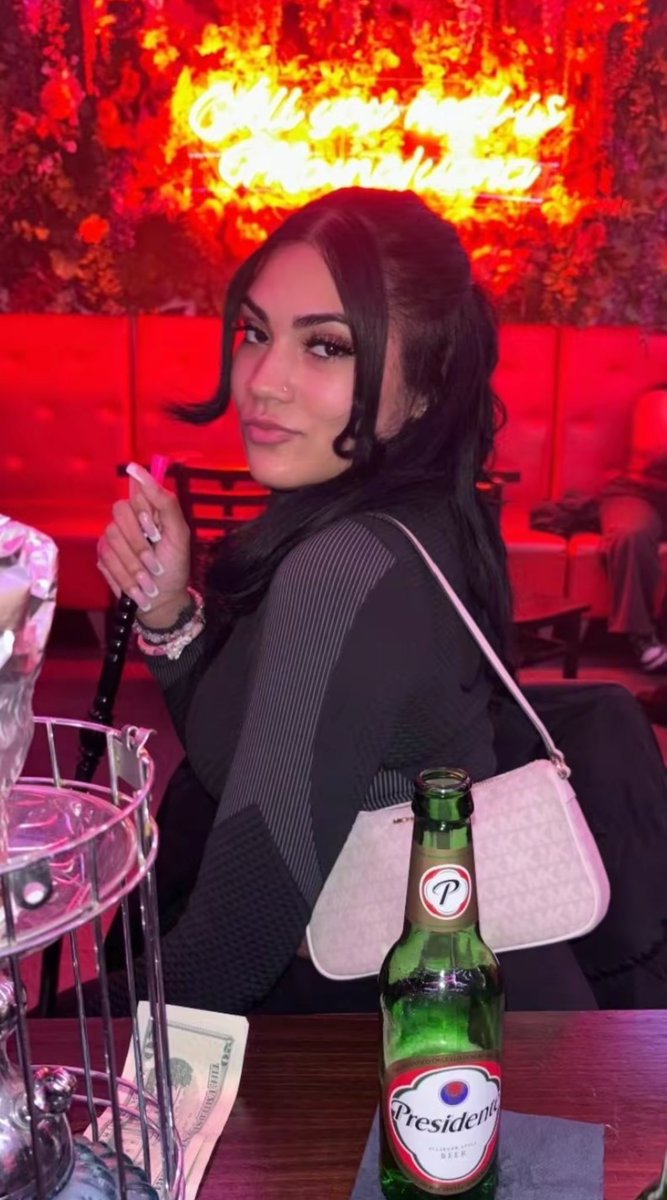 Not Your Regular Beaut🦋💕🥵