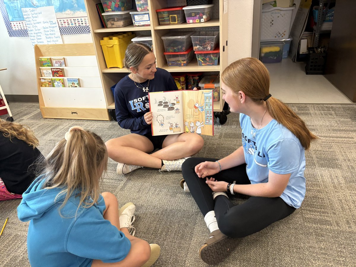 What a great morning @ Rancho Sienna Elementary! Connecting with future Wranglers! #WEARE