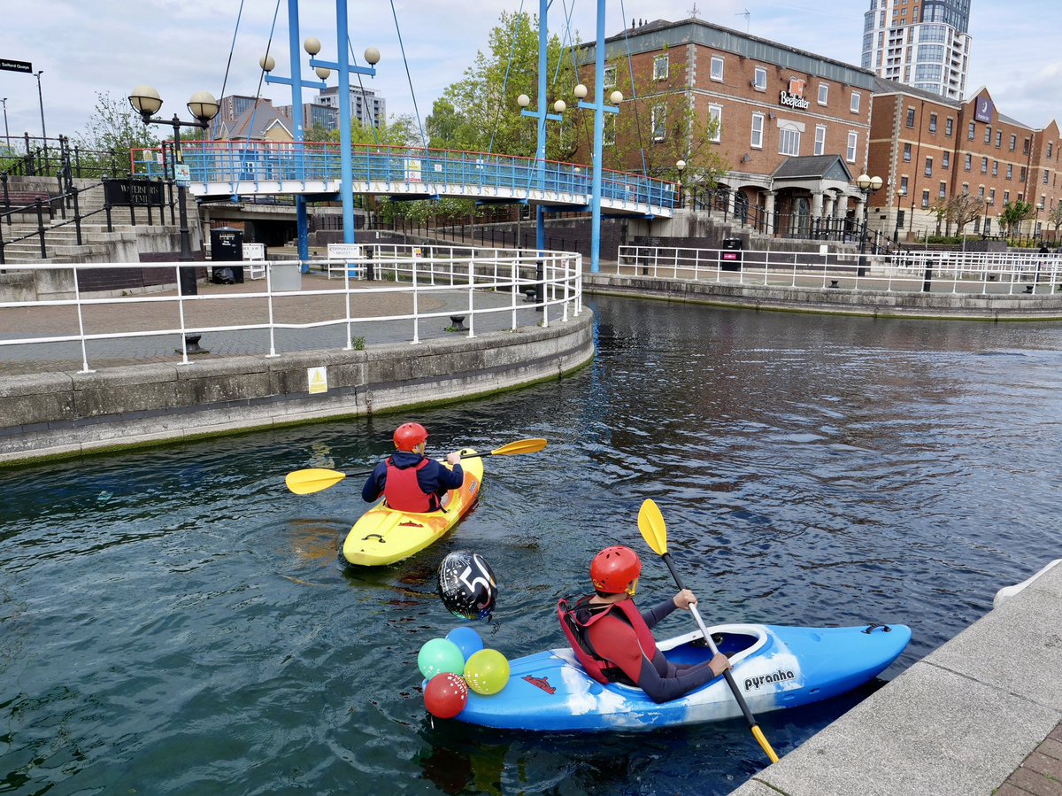 Great session earlier today!

What better way to spend your birthday than with your mates, out on the water?

Happy Birthday 🙌🏼🎉🎂

If you’d like to spend your birthday with us, drop us an email at WatersportsCentre@scll.co.uk

#Salford #Kayaking #SalfordQuays #Birthday