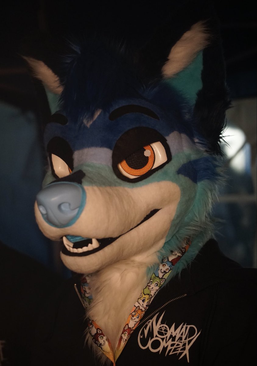 Woof!

📸 <a href="/Zorronator/">MrZorronator</a> 
✂️ <a href="/AlphaDogsStudio/">Alpha Dogs</a> 

#FursuitFriday