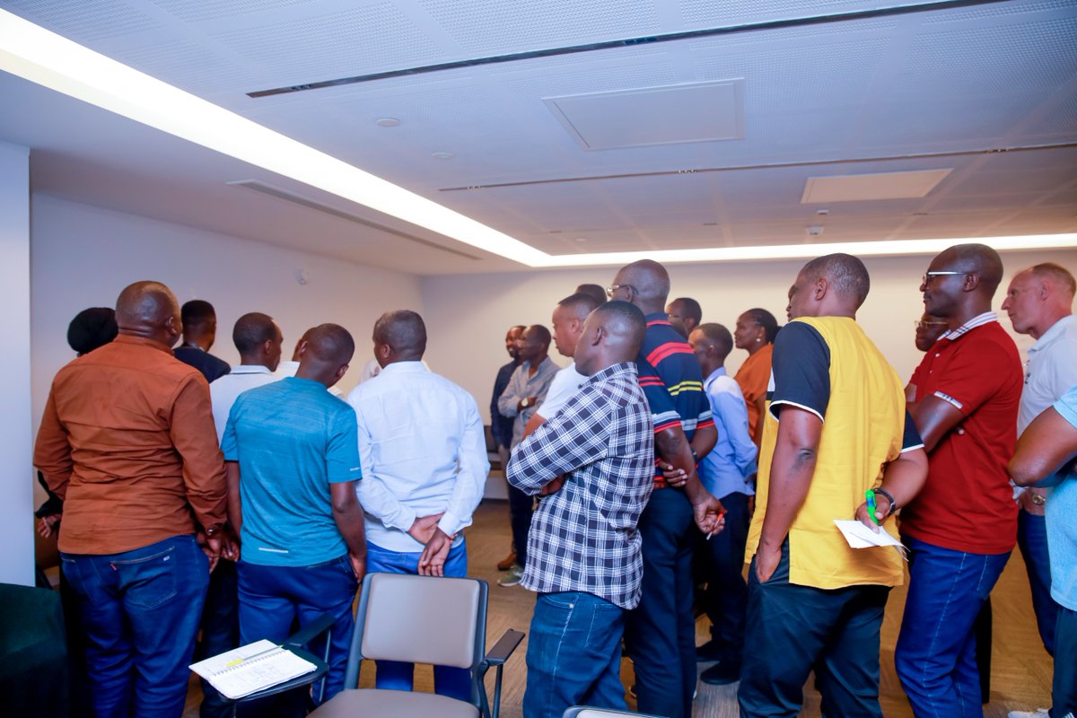 Rwanda_Sports's tweet image. Today, the 3-day workshop on ‘Structuring a federal performance model and coach training strategies’ organized by MINISPORTS, @AFD_France  and INSEP officially concluded.
Over the past days, technical directors and senior coaches strengthened their skills and vision for Rwanda’s…