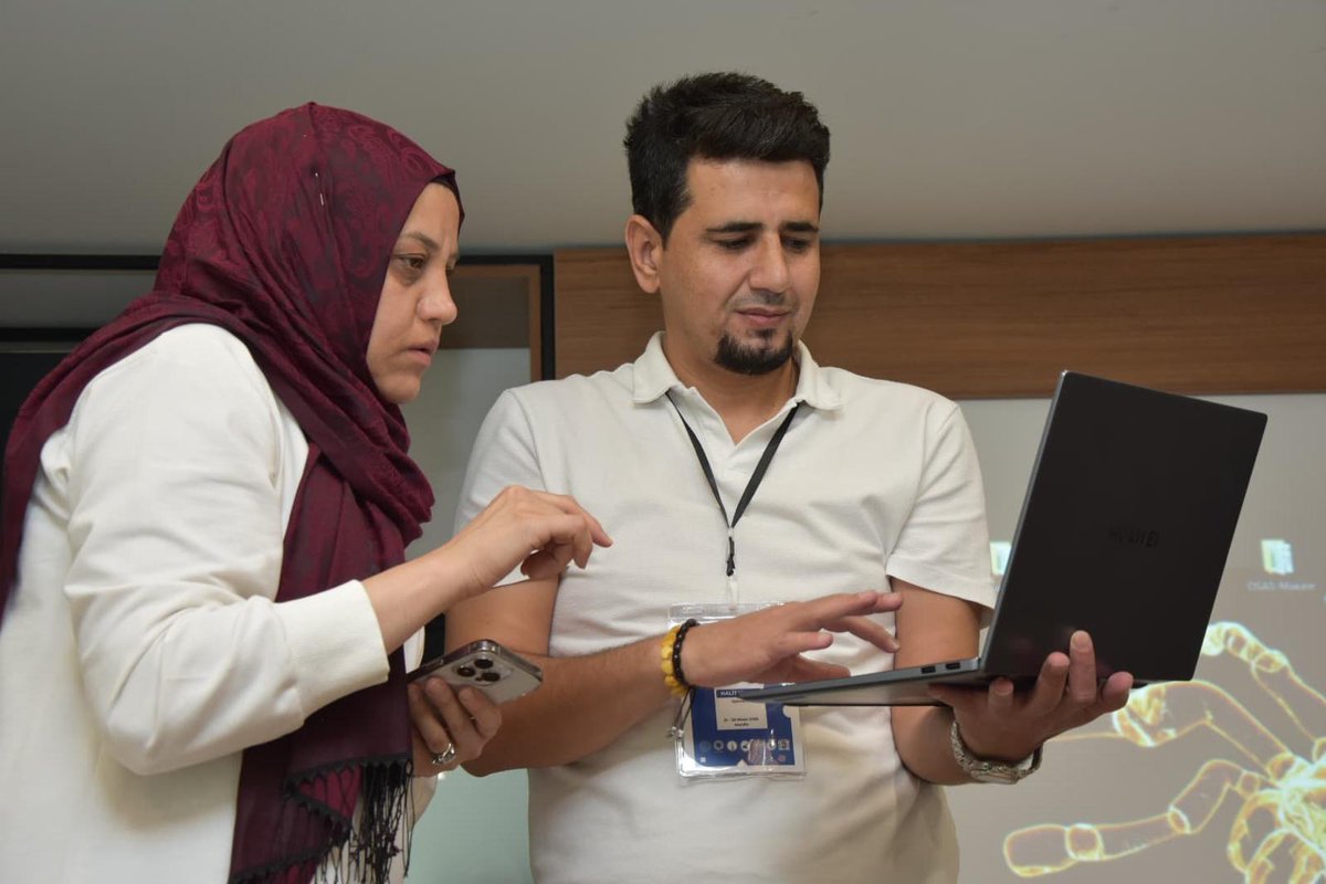 egitiminkodlari's tweet image. Dr. Öğr. Üyesi Halit IRMAK &quot;Yapay zeka ile eğitsel verilerin işlenmesi ve eğitimde uygulanması&quot; başlıklı sunumunu gerçekleştirdi. Sayın Dr. Öğr. Üyesi Halit IRMAK&apos;a projeye yaptığı değerli katkılardan dolayı teşekkür eder, hayatında başarılar dileriz.