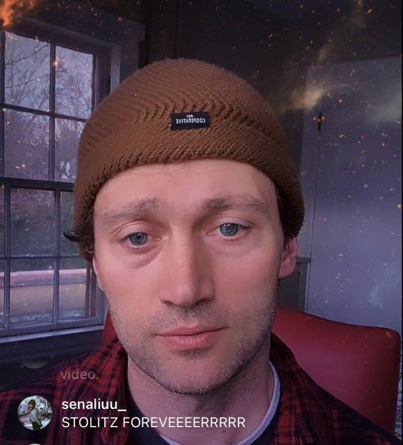 pen 🧃 tweet media