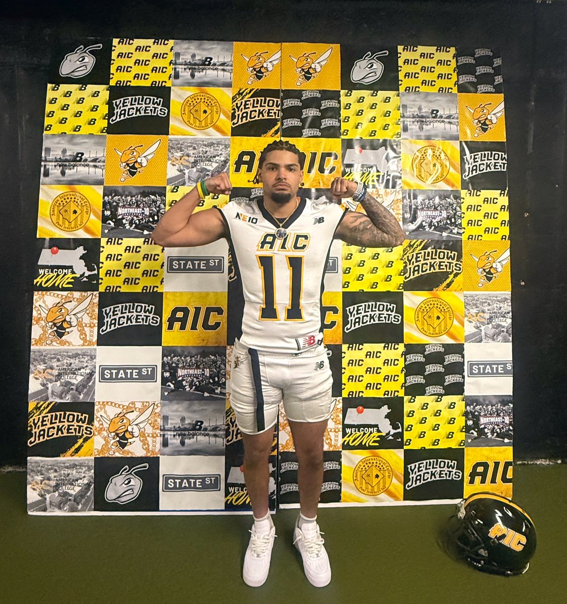 Eric Cotten (@fyheric) on Twitter photo After a great visit happy to announce AIC Offered #AGTG
<a href="/AICFootball/">AIC FB</a> <a href="/CoachMikeBlock/">Michael Blochowski</a> <a href="/CoachChipka/">Dan Chipka</a>
what we thinking yellowjackets? After a great visit happy to announce AIC Offered #AGTG
<a href="/AICFootball/">AIC FB</a> <a href="/CoachMikeBlock/">Michael Blochowski</a> <a href="/CoachChipka/">Dan Chipka</a>
what we thinking yellowjackets?