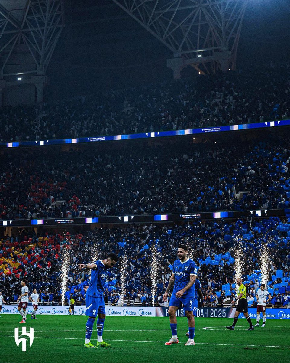 شخصية بطل آسيا 🫡💙💙