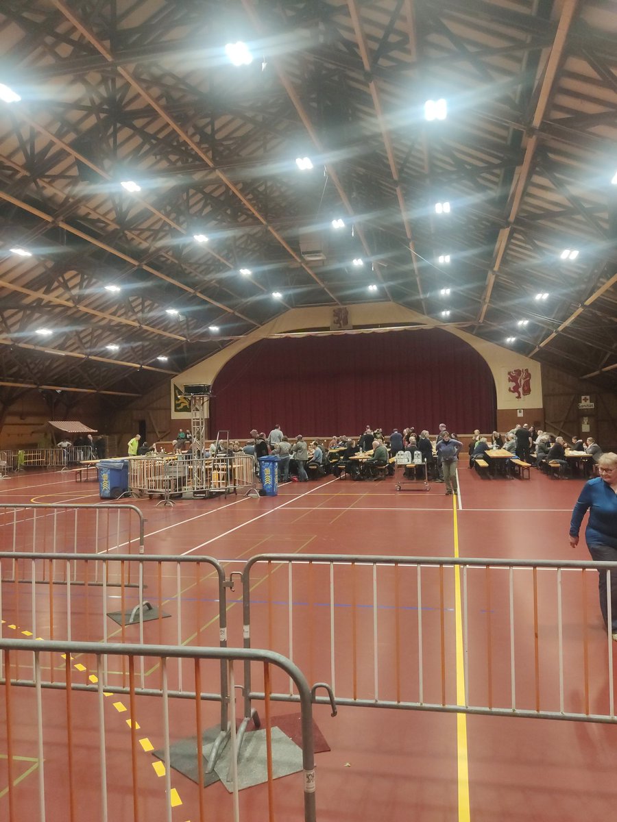 Am Samstag ist es soweit: Blockparty MeetingFriends in Frauenfeld. Es sind schon viele Cacher hier!