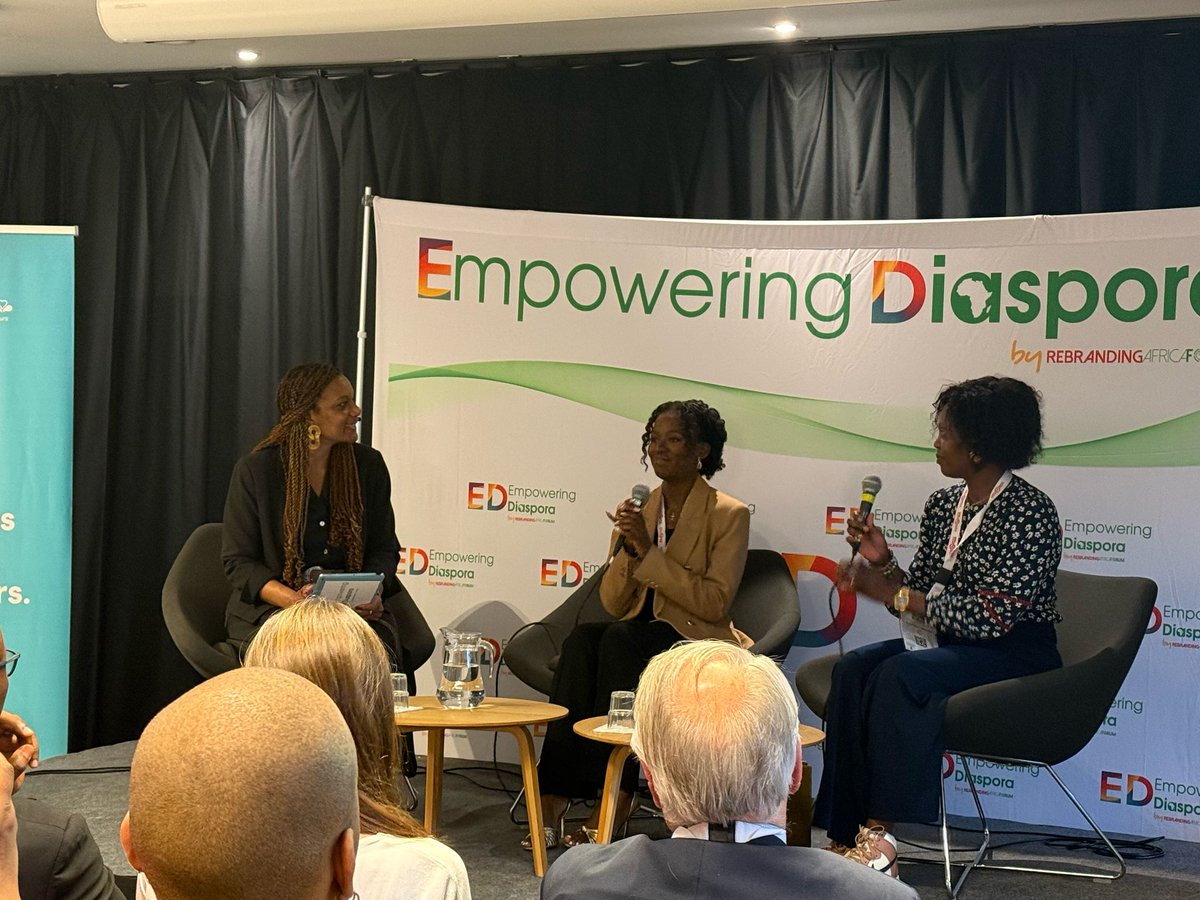 #ED2025 Hard Talk 
▸ Jennifer Yhaye, Officier Pilote de ligne Senior
▸ G. Euphrasie Mbamba, Maître chocolatière et CEO de SIGOJI
▸ Léocadie Ebakissé, Maîtresse de cérémonie

#RAF #Diaspora #EmpoweringWomen #MakeAfricaGreat #BuildAfricaTogether #Bruxelles