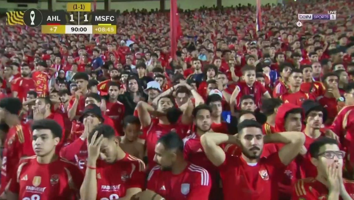 من اليوم العشا والبكاء لاينقطع من قطيع الفاجر محمود الساعاتى