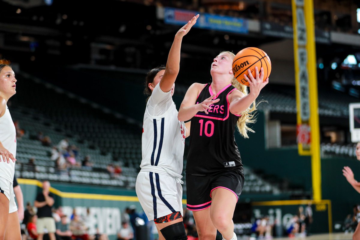 OhioBasketball.com (@ohio_basketball) on Twitter photo 🔥 Friday action at <a href="/GlobeLifeField/">Globe Life Field</a> at the Heart of Texas Showcase! <a href="/CFEliteSports/">CyFair Elite Sports</a> <a href="/NELasersHoops/">NE Lasers Basketball</a> #HOT #HeartofTexasShowcase #ohiobasksetball #aaubasketball #arlingtontx 🔥 Friday action at <a href="/GlobeLifeField/">Globe Life Field</a> at the Heart of Texas Showcase! <a href="/CFEliteSports/">CyFair Elite Sports</a> <a href="/NELasersHoops/">NE Lasers Basketball</a> #HOT #HeartofTexasShowcase #ohiobasksetball #aaubasketball #arlingtontx
