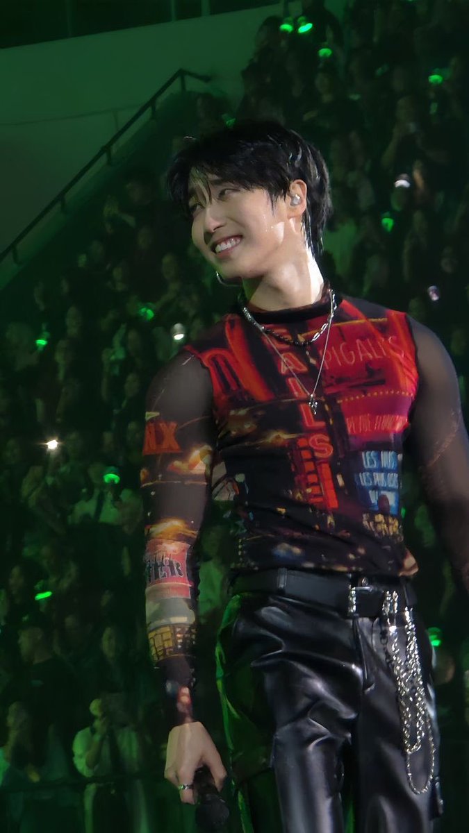 hanjieilino's tweet image. I love women and han jisung