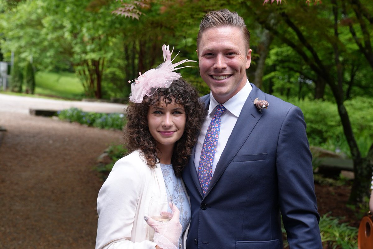 mercedesofknox's tweet image. We were honored to support the mission of @knoxgarden at their &quot;Hats in Bloom&quot; fundraiser. The botanical gardens are a true gem for our community! 🌸👒🌺

#fancyhats #community #knoxville #mercedesbenz