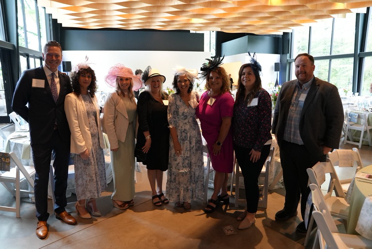 mercedesofknox's tweet image. We were honored to support the mission of @knoxgarden at their &quot;Hats in Bloom&quot; fundraiser. The botanical gardens are a true gem for our community! 🌸👒🌺

#fancyhats #community #knoxville #mercedesbenz