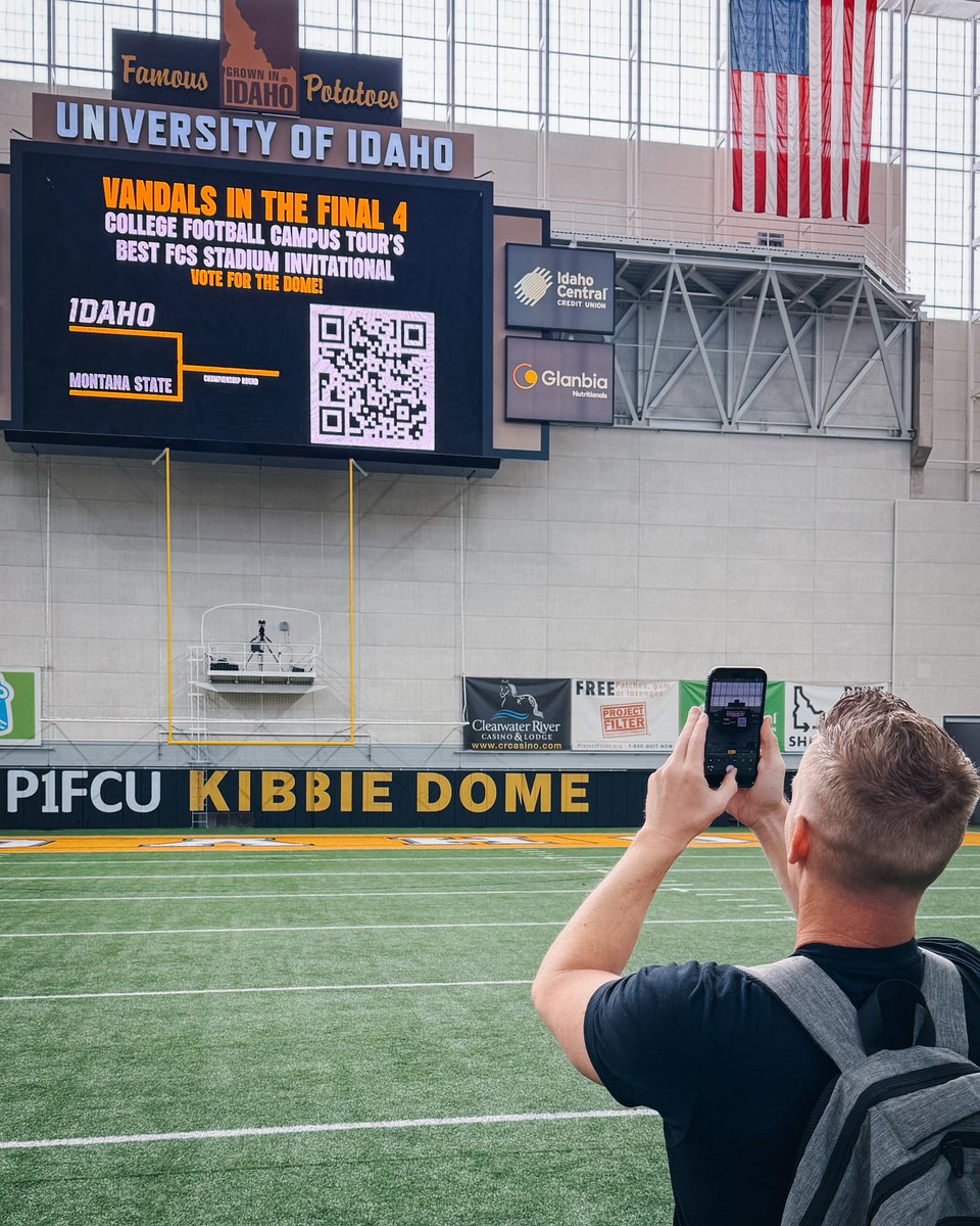 College Football Campus Tour (@cfbcampustour) on Twitter photo Surreal moment:
Your Twitter stadium poll is posted on the video board at the Kibbie Dome
Thank you <a href="/VandalFootball/">Idaho Football</a>🫡 Surreal moment:
Your Twitter stadium poll is posted on the video board at the Kibbie Dome
Thank you <a href="/VandalFootball/">Idaho Football</a>🫡