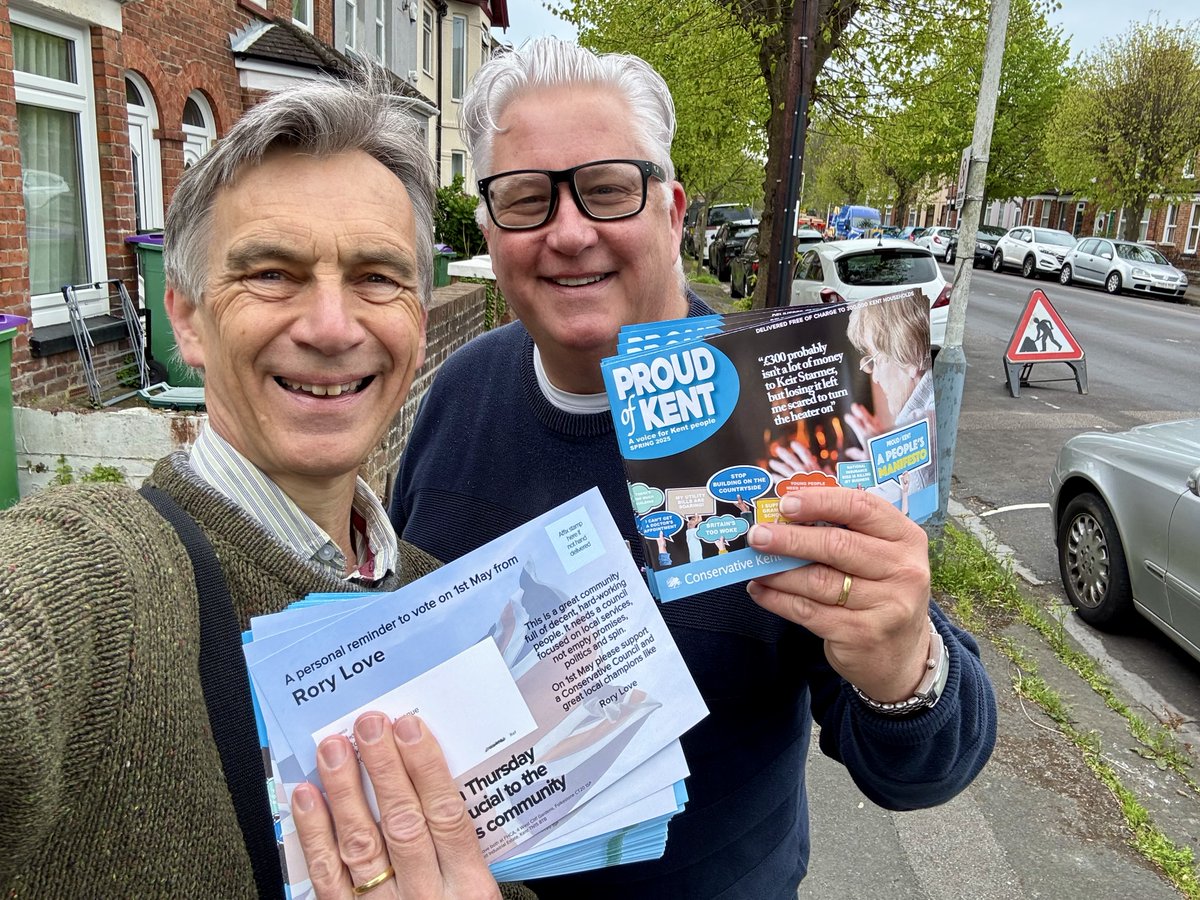 Delighted and honoured to be joined campaigning in #Cheriton this morning by <a href="/CllrKBentley/">Kevin Bentley</a>, Leader of <a href="/Essex_CC/">Essex County Council</a> and Senior Vice-Chairman of <a href="/LGAcomms/">Local Government Association (LGA)</a>. <a href="/KentTories/">Kent Conservatives</a> <a href="/FHConservatives/">Folkestone and Hythe Conservatives</a> <a href="/Conservatives/">Conservatives</a>