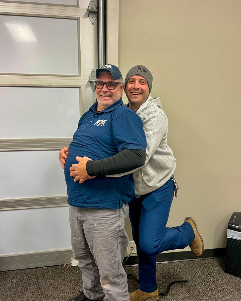 PrimePlumbingMD's tweet photo. Today's the day we're here to say, “Don't forget to give us a hug, okay?” 

Happy National Hug A Plumber Day from your friends at Prime! 🎉 https://t.co/WFMPstZ6Rr