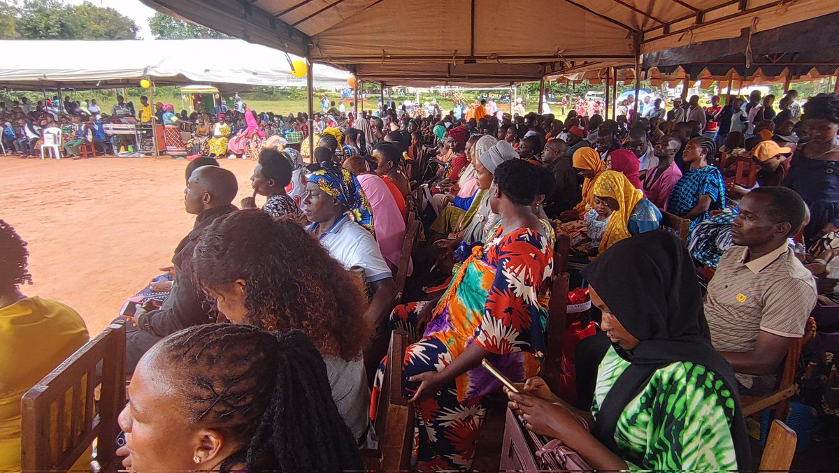 kief_tz's tweet photo. Elimu ni nguzo muhimu katika kupunguza ukatili. Elimu inawajengea watu uwezo wa kusimamia na kutetea haki zao 

Zaidi ya 55% ya wanawake duniani kote wamepata aina fulani ya ukatili wa kijinsia katika maisha yao kutokana na kukosekana kwa elimu kuhusu haki zao. (WHO, 2022). https://t.co/k4qNpFUXuW