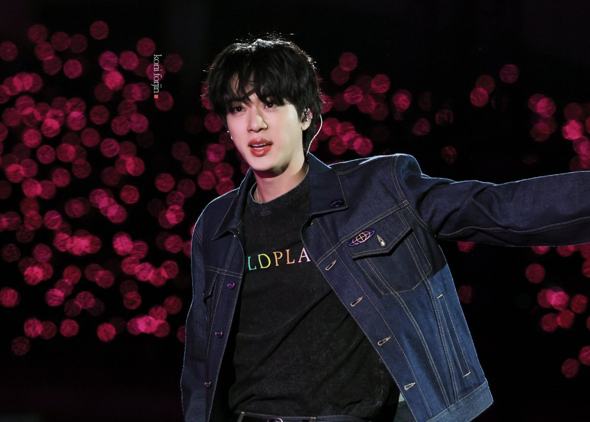 50425 ColdplaySeoul   

JIN IS COMING        
ECHO IS COMING 
#Jin_Echo #방탄소년단진 #JIN #진 #ColdplayxJin