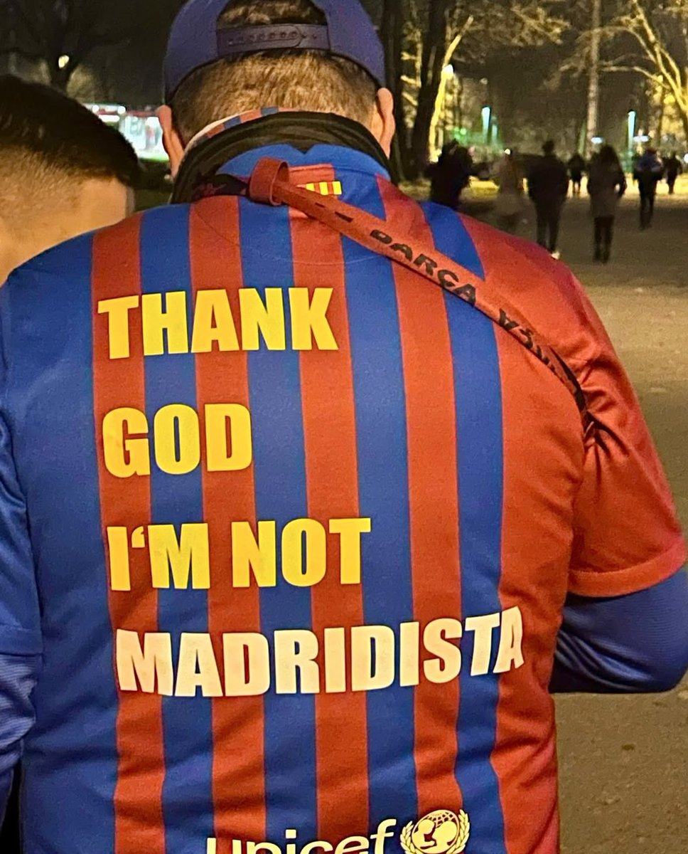 Un dia mas, demostrando que el Barça no solo es un club de futbol.

No me haria del Real Madrid ni en 1000 vidas