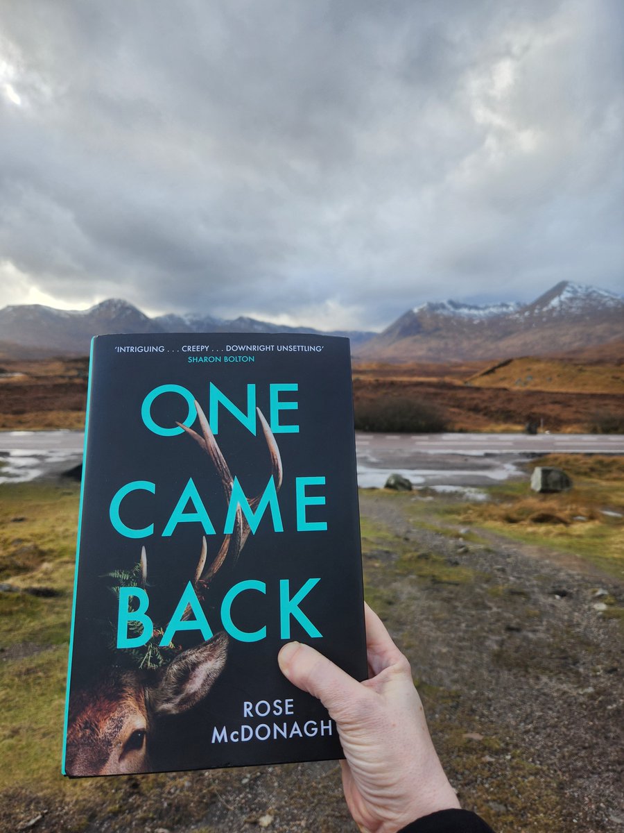Last episode of One Came Back (geni.us/OneCameBack) on BBC Book at Bedtime #Radio4 tonight, 10.45pm.

'A haunted and haunting gothic thriller...' Jenna Clake.

Catch all the episodes online at:
bbc.co.uk/programmes/m00…

#debutnovel #scottishfiction #Edinburgh #Highlands