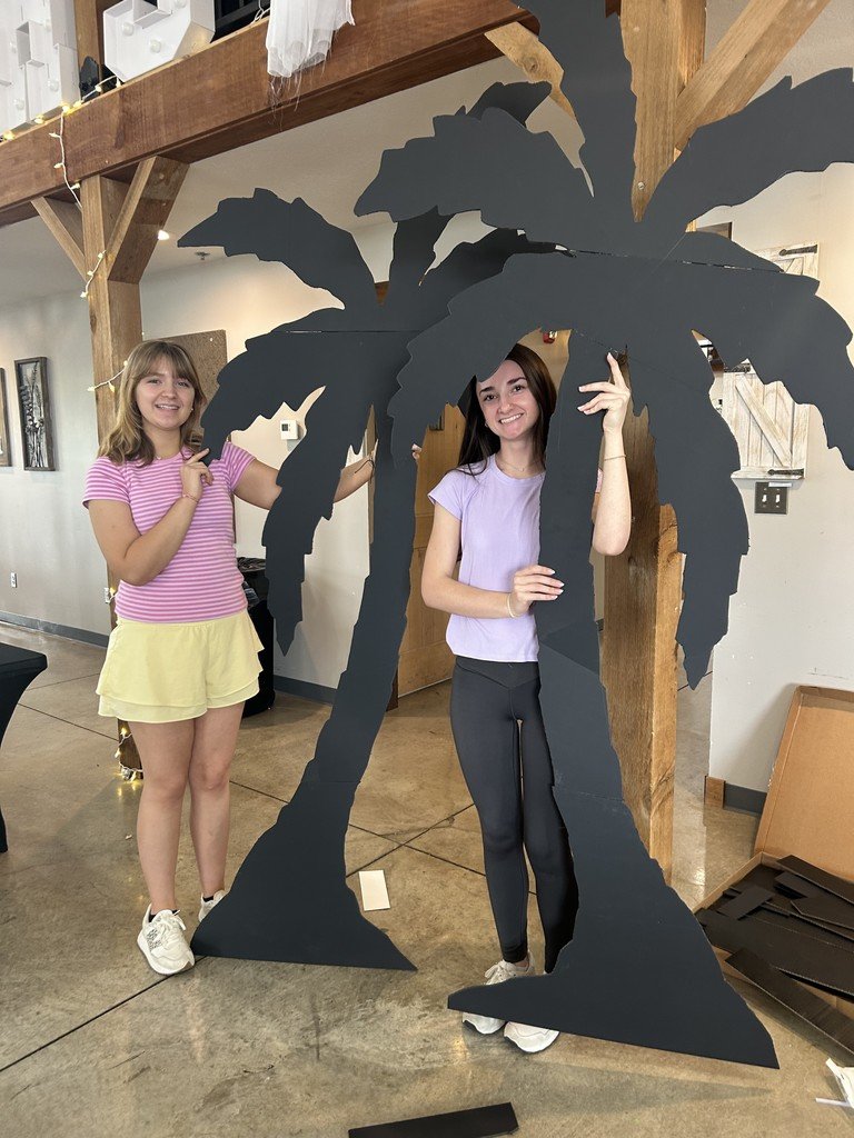 Our Junior Class Prom Committee members are hard at work preparing for CHS Prom 2025. We can't wait for all the glitz and glamour tomorrow night! #Prom2025 #MiamiNights #itsagreatdaytobeatiger