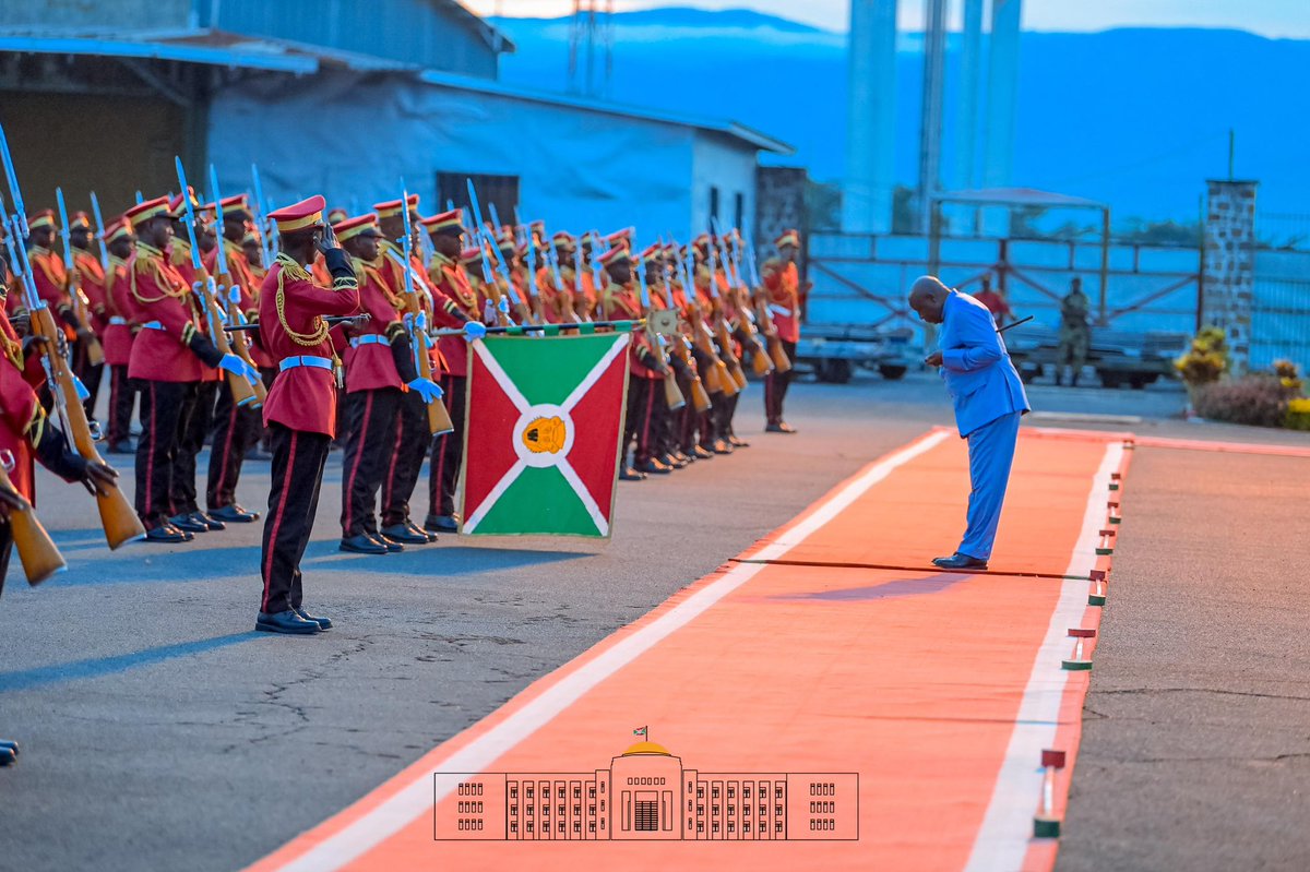 NtareHouse's tweet photo. Le Chef de l’Etat #Burundi -ais, SE @GeneralNeva, accompagné par SE @Burundi1stLady, a voyagé à l’aube de ce 3 mai 2025 à destination de la ville d’ #Akanda, pour prendre part aux cérémonies d’investiture du Président de la République Gabonaise, SE @oliguinguema 

#communiqué https://t.co/G837mrIYCx