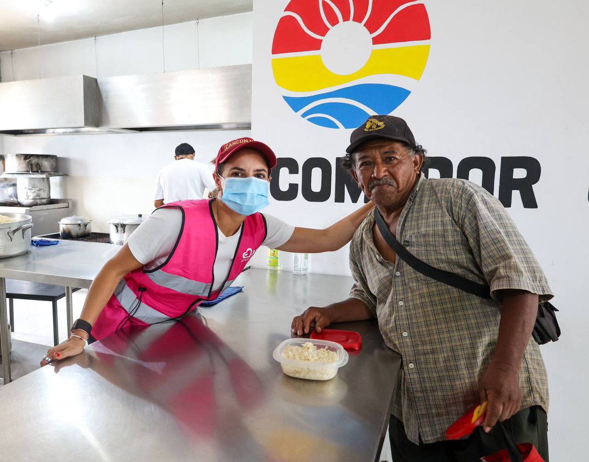 qrooexpress's tweet image. Sostiene Ana Paty Peralta compromiso con #sectoresvulnerables - wp.me/p7T9nn-dzt
#QRooExpress #Noticias #Cancún #BenitoJuárez #QuintanaRoo #QRoo #México #Entérate #SeguirTransformando #CancúnNosUne @anapatyp #Alimentos #AsistenciaAlimentaria #JusticiaSocial