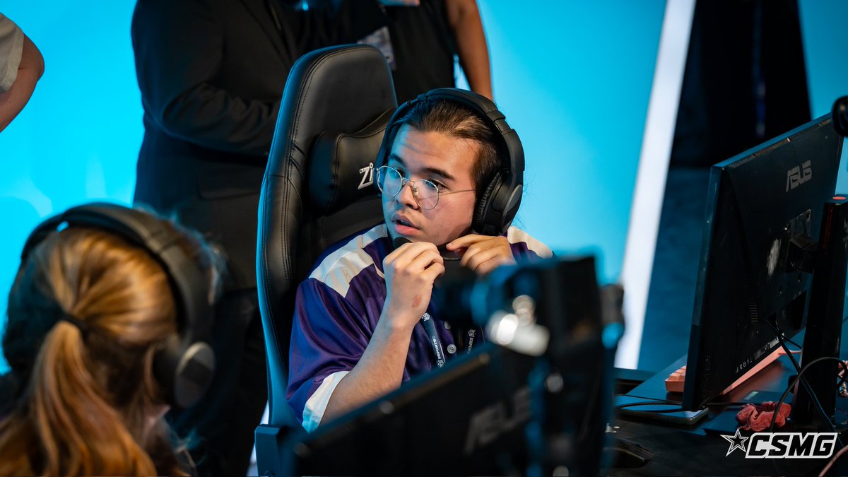 Converse Esports (@converseesports) on Twitter photo 1-1 in our group gets Overwatch into the bracket stage and back in action tomorrow.
📸<a href="/TheRogueCora/">🏳️⚧️ Cora Kennedy 📸</a>
#GoValkyries #RiseResilient 1-1 in our group gets Overwatch into the bracket stage and back in action tomorrow.
📸<a href="/TheRogueCora/">🏳️⚧️ Cora Kennedy 📸</a>
#GoValkyries #RiseResilient