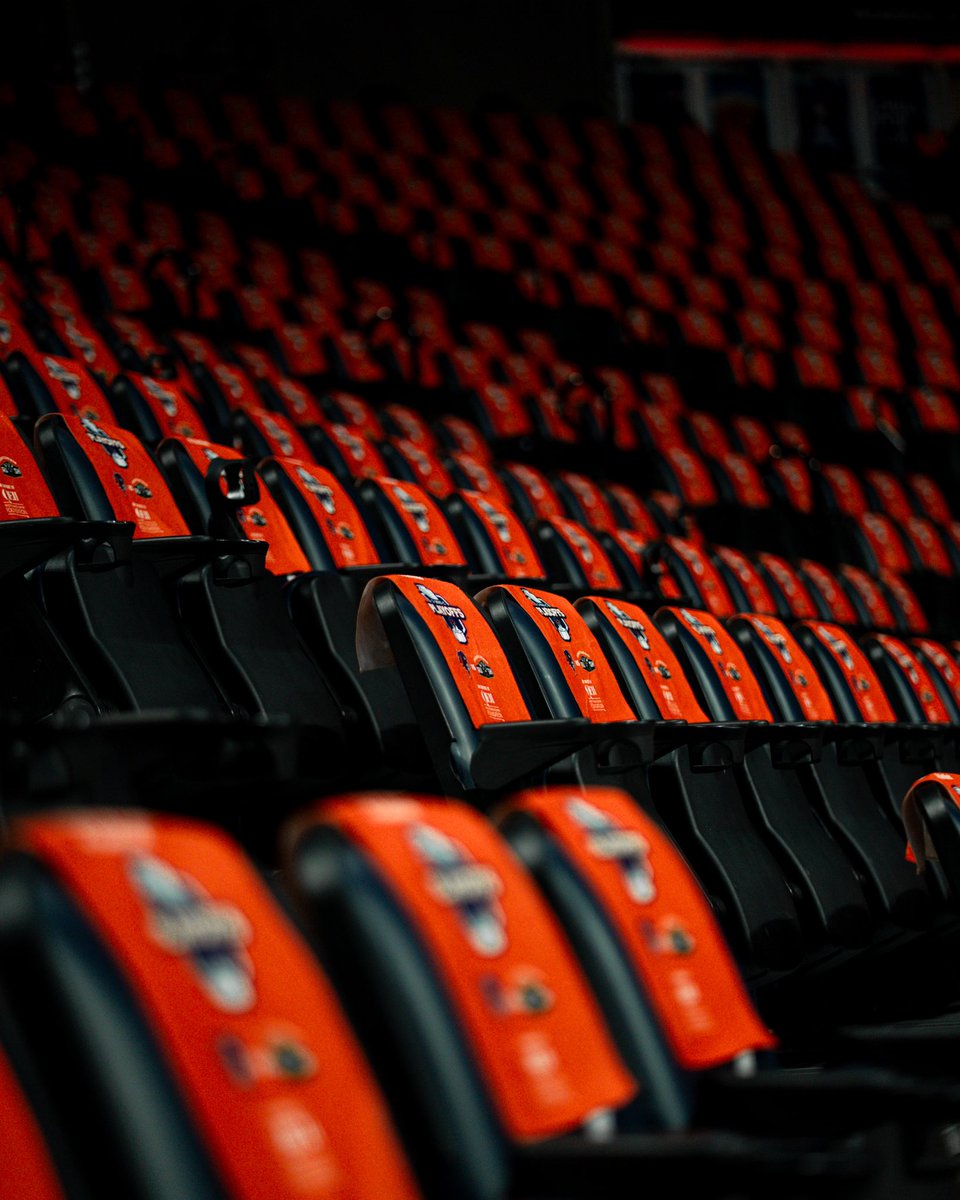 HFXThunderbirds's tweet photo. A storm is coming. https://t.co/pnOojJnph3