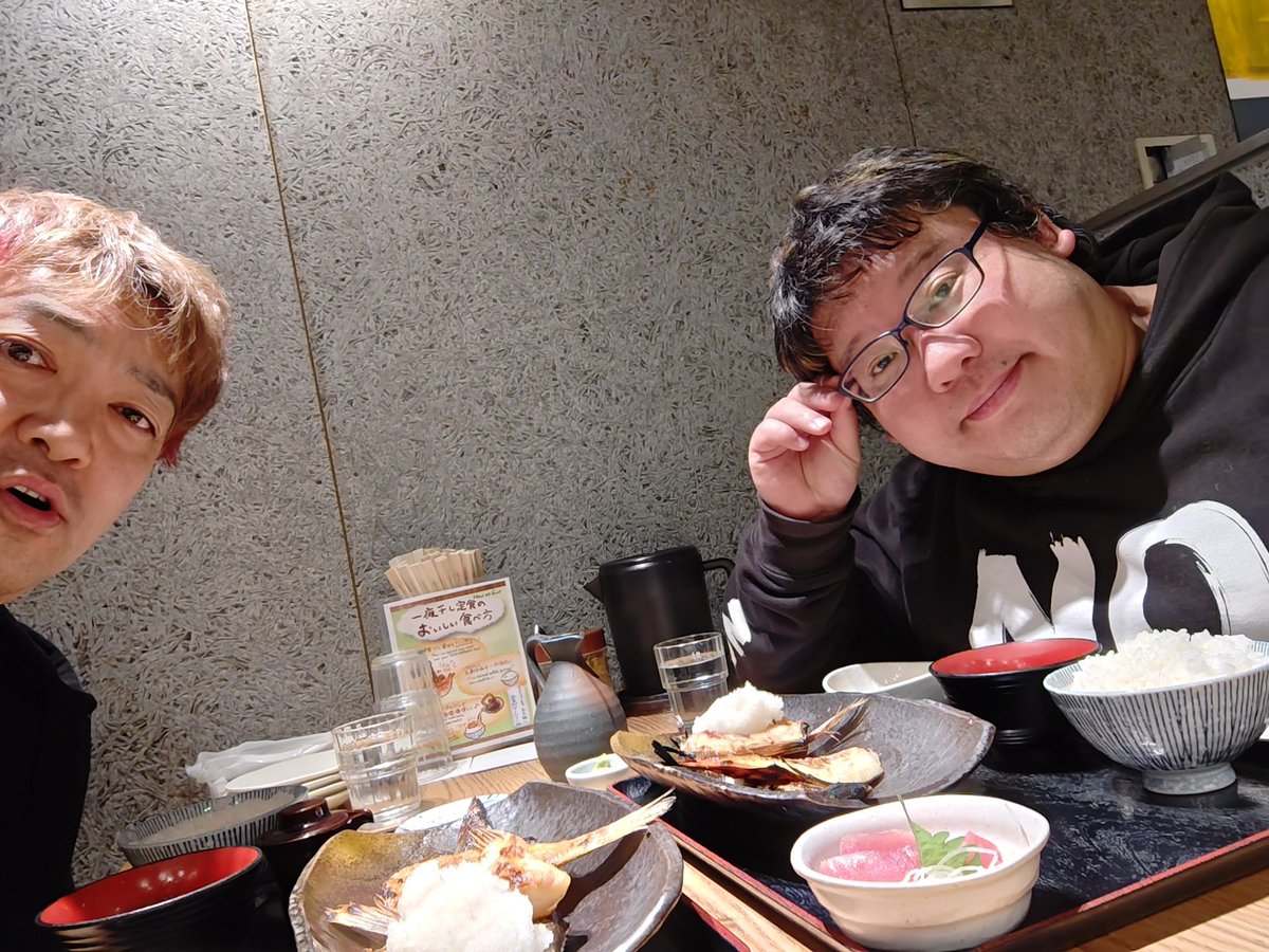 なかなか出向かない｢時計台｣で、Noモーションの｢こてつ｣と待ち合わせて昼御飯行ってきたのは数日前🤗
それでいいよね。