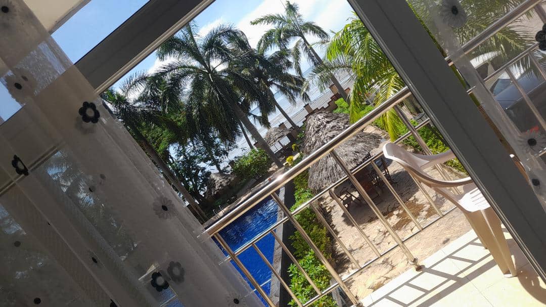 NduhuraSam's tweet photo. Good morning from the Coast
@RCMbararaEast @RCTMbararaCity @aninyesiga @RotaryRanchers
#100THDCA
#RotaryConference https://t.co/r9YVXZaH05