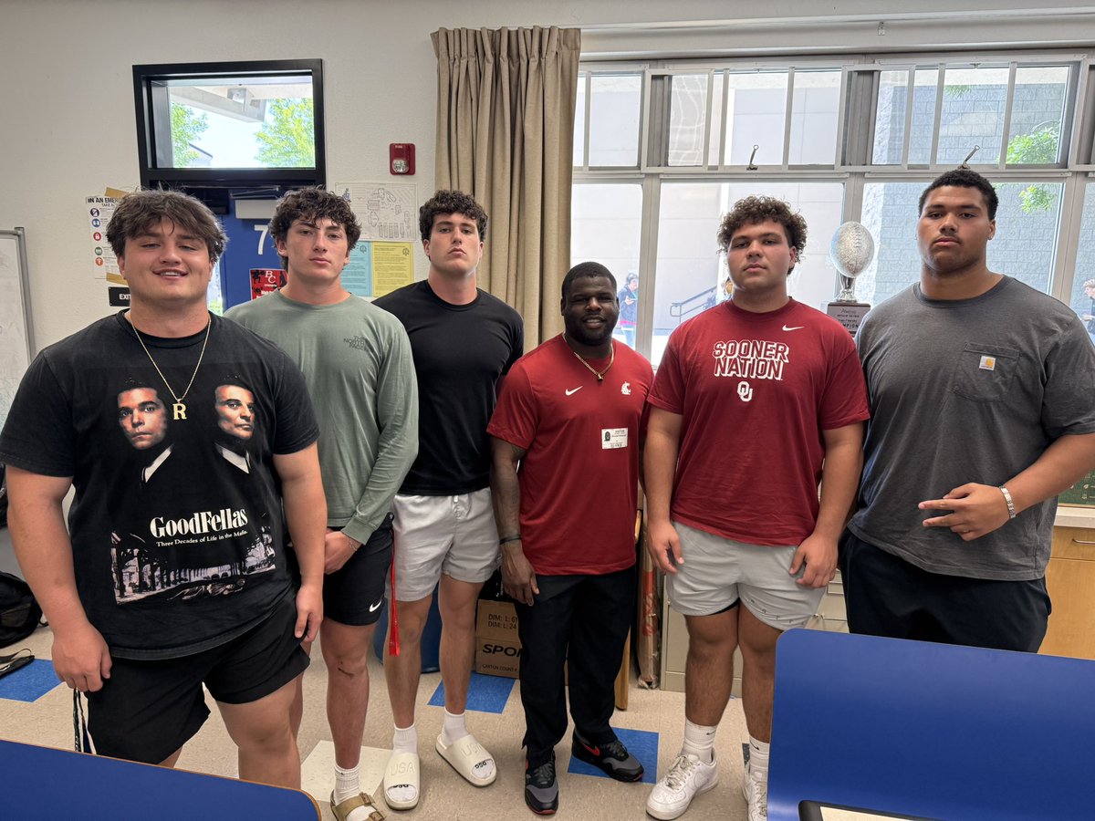 Had a great time meeting with <a href="/DkirkwoodWSU/">Donnell Kirkwood™</a> !! <a href="/dthedeacon/">Dejon Jernagin</a> <a href="/BrandonHuffman/">Brandon Huffman</a> <a href="/JacksonMoore247/">Jackson Moore</a> <a href="/adamgorney/">Adam Gorney</a> <a href="/GHoward_Scout/">Gary Howard -Scout</a> <a href="/GrizCoachGreen/">Justin Green</a> <a href="/CoachClarkJ/">Jamison Clark</a> <a href="/Coach_ESanders/">Eric Sanders</a> <a href="/WPlemons/">Will Plemons</a> <a href="/Coach_Mendonca/">Coach Mendonca</a> <a href="/Coach_JBruce/">Jeremy Bruce</a> <a href="/Joshbrown66/">Josh Brown</a> <a href="/Josh_Bringuel/">Josh Bringuel</a> <a href="/KeatonJ_3/">Keaton Johnson</a> <a href="/CoachBradley34/">Sean</a> <a href="/CoachHowe/">Shawn Howe</a> <a href="/Coach_SD/">Spencer Danielson</a>