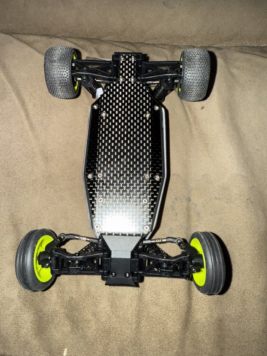 ForOdin4823's tweet photo. @TeamLosiRacing #microb upgrades have been completed, definitely good I didn’t try to do the upgrades on stream, the parts are tiny. All the screws use either a 1.3 or a 1.5 mm bit. I am bummed that I’m gonna have to cover the beautiful Injora carbon fiber chassis https://t.co/EX82OWaf2C