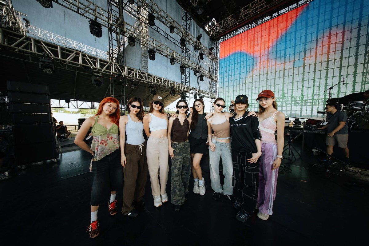 binisleight's tweet photo. BINI FOR TODAY'S AMF 2025 SOUNDCHECK 

BINI AURORA FEST DAY 1 

#BINIatAuroraMusicFest2025 #BINI https://t.co/duNLZZ0D2r