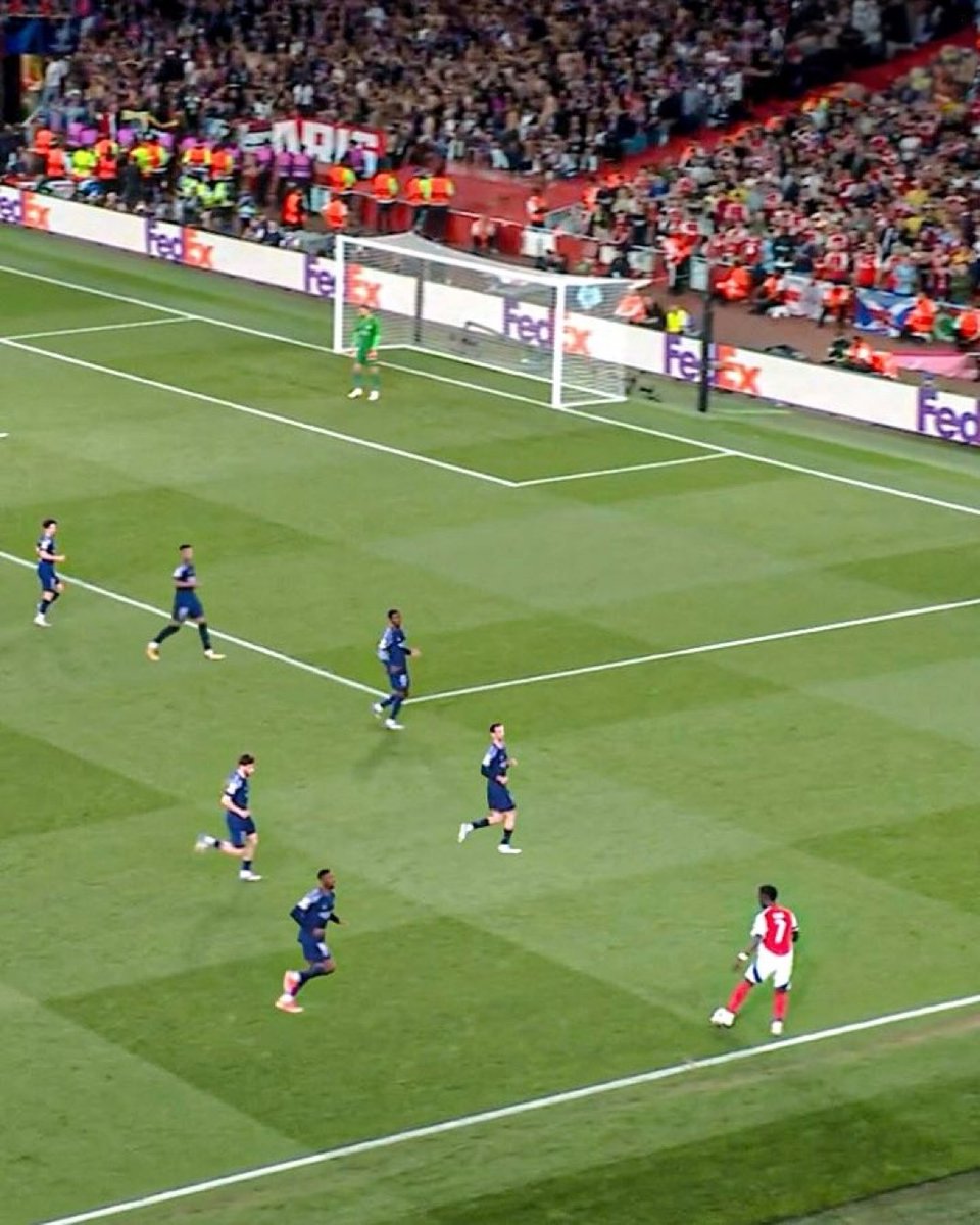 Gooner Chris tweet media