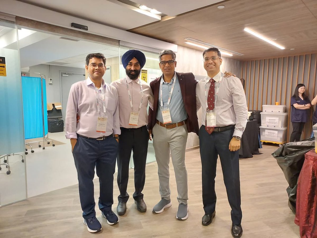DebeshBhoi's tweet photo. Great to spend time and teach US FNB, SIFI, ONB,PENG,LFCB #ASEAPS #regionalanaesthesia
Met my chronic pain friends too...@pritanand @DrRajSahoo @athmathottungal @AoraIndia @ASRA_Society @ESRA_Society @DrDiveshArora @Ropivacaine https://t.co/L1mlTxvUYA