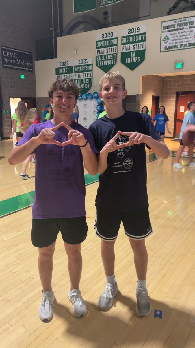 SFMiniTHON's tweet photo. Love to see everyone turning up and playing games! We’re so close, get those last donations in! #ftk https://t.co/MboNfEq2Lp