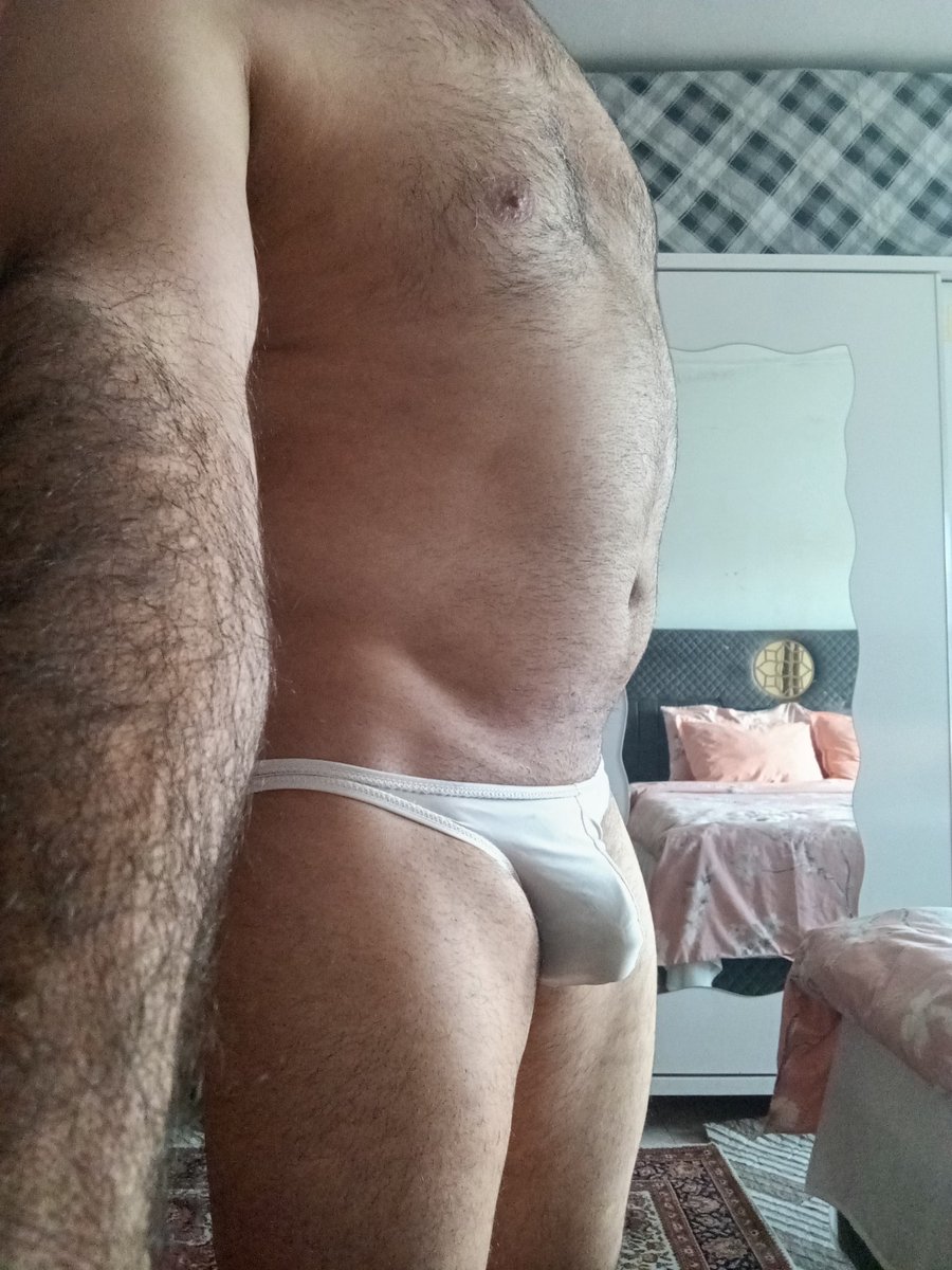 Sohbet etmek isteyen dm ye bekliyorum