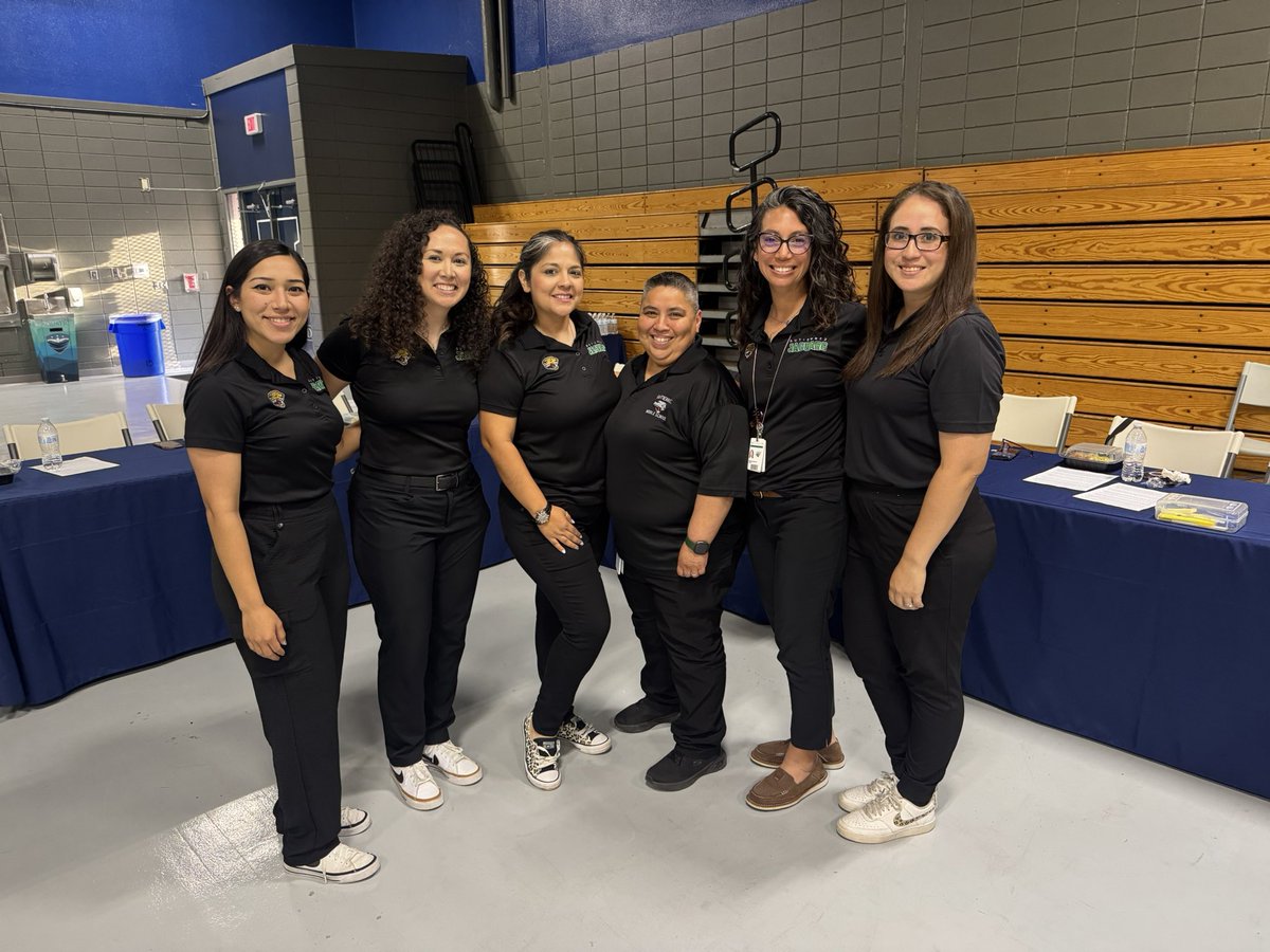 Seat at the table 💚 <a href="/HCISD_Athletics/">Harlingen CISD Athletics</a> <a href="/sandraflinn2/">sandra flinn</a> <a href="/PequenoMichele/">Coach Pequeño</a> 

#JAGSTRONG