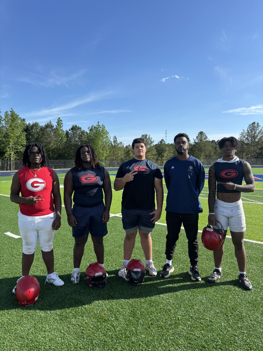 We would like to give a big shoutout and thanks to <a href="/PointFootball/">Point University Football</a> and <a href="/15_kelleyjr/">Coach Kel</a> for stopping by our spring practice today to check out our student athletes! #PatriotPride #GVille