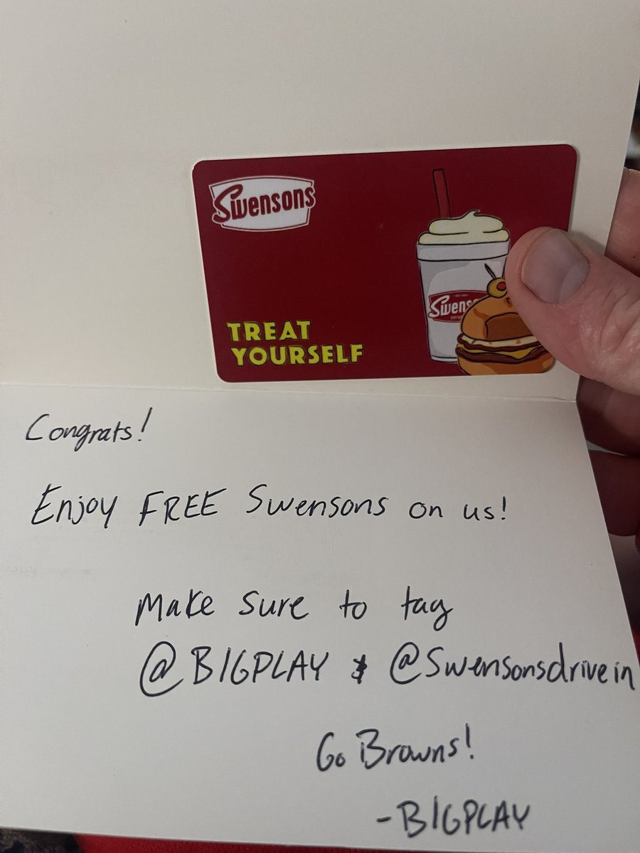 cjdive10's tweet photo. Thanks for the Swensons @BIGPLAY @SwensonsDriveIn https://t.co/5rA1SpUVht
