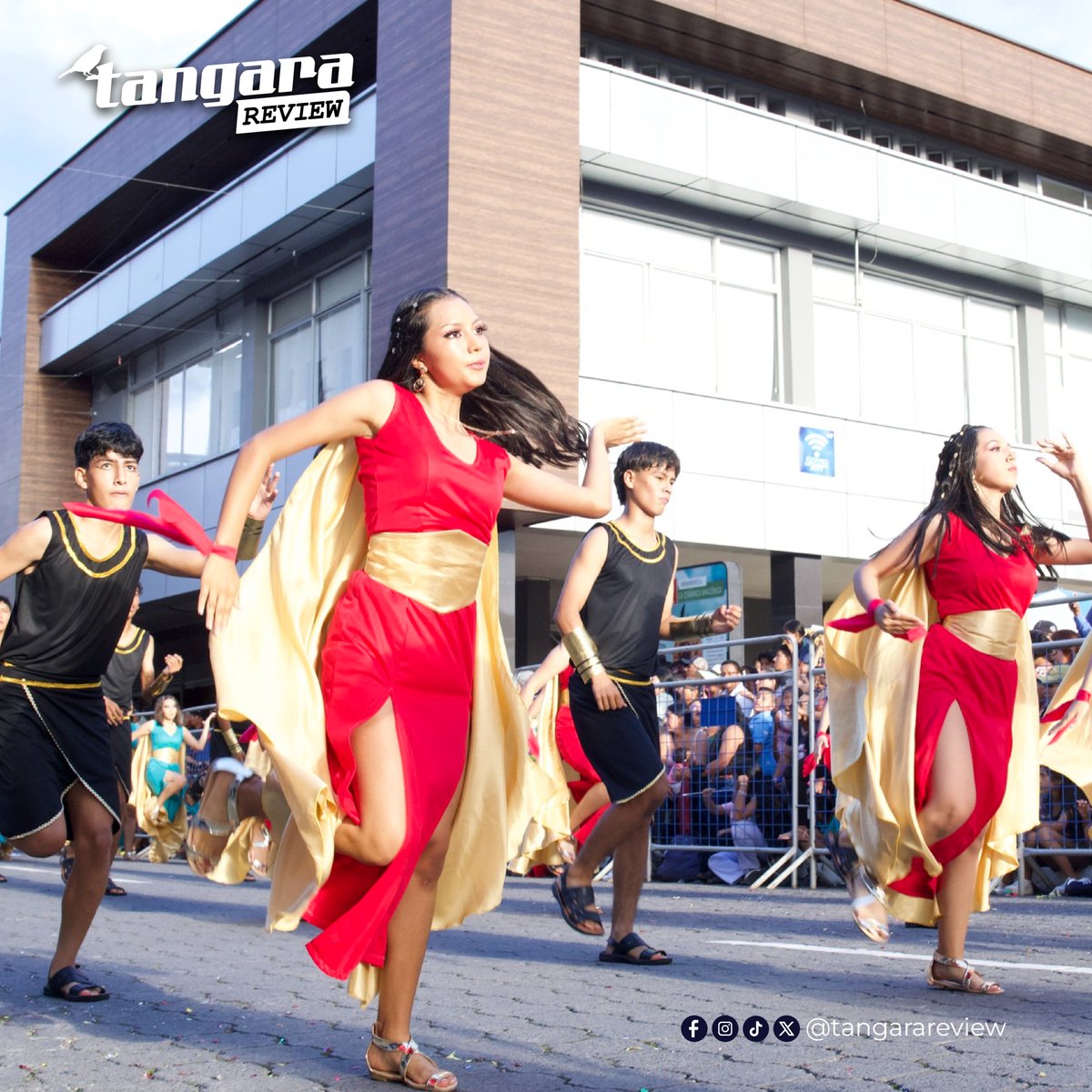 TangaraReview's tweet photo. #Puyo126Años
El pregón de festividades por los 126 años de fundación de Puyo llenó de colorido y alegría las calles de céntricas de la ciudad. La ciudadanía acompañó a lo largo de todo el recorrido.
#VivaPuyo #Aniversario #Feriado
https://t.co/BCbv08kdHY https://t.co/9oCumB2AHT
