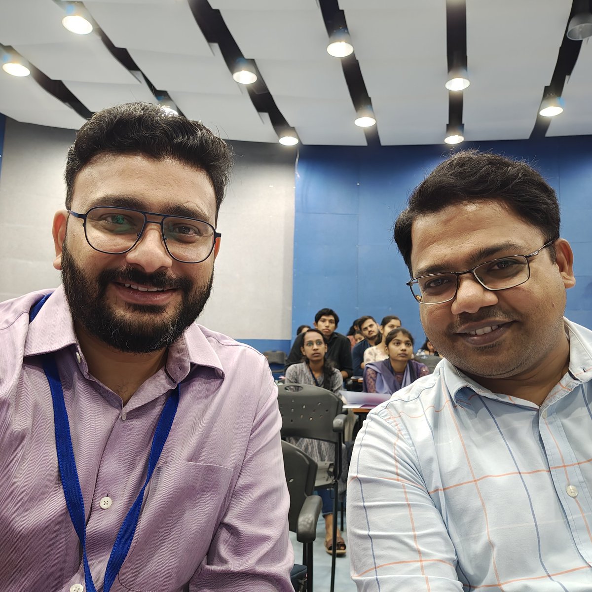 Kudos to Dr Sanudev Sadanandan  for organizing ONCOSCOPE 2025, a groundbreaking conference that raises awareness about Oncology among undergraduates.🎉🙌🎉

Honored to have represented medical oncology, highlighting the progress of cancer treatment over the ages 💉💊⚕️⚕️