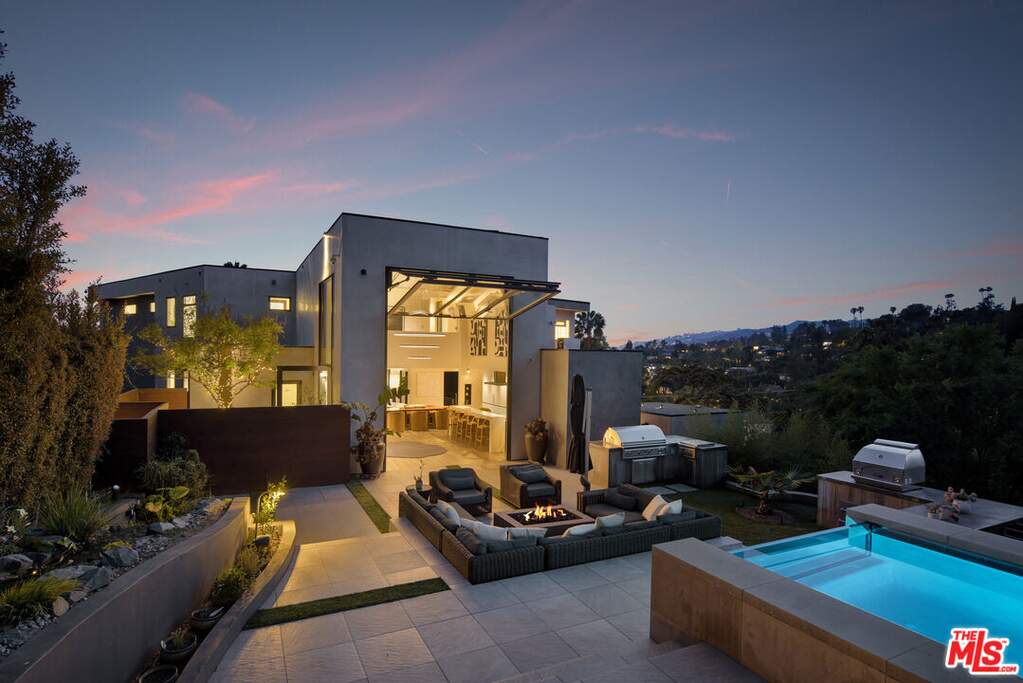 FOR SALE - 5751 Valley Oak Dr dlvr.it/TKWvkP