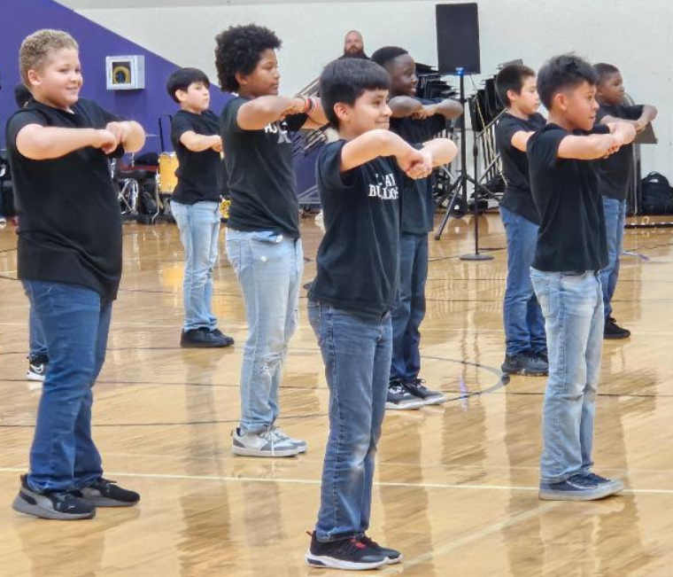 JohnStem_EISD's tweet image. 👏🔥 The young men of E. Ray Elementary School crushed it during the talent show with their amazing step routine! 💪🕺🎤 So much skill, energy, and pride on that stage! 🌟🎶 #TalentShow #StepTeam #ProudMoment