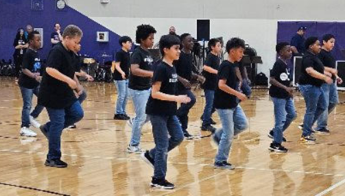 JohnStem_EISD's tweet image. 👏🔥 The young men of E. Ray Elementary School crushed it during the talent show with their amazing step routine! 💪🕺🎤 So much skill, energy, and pride on that stage! 🌟🎶 #TalentShow #StepTeam #ProudMoment