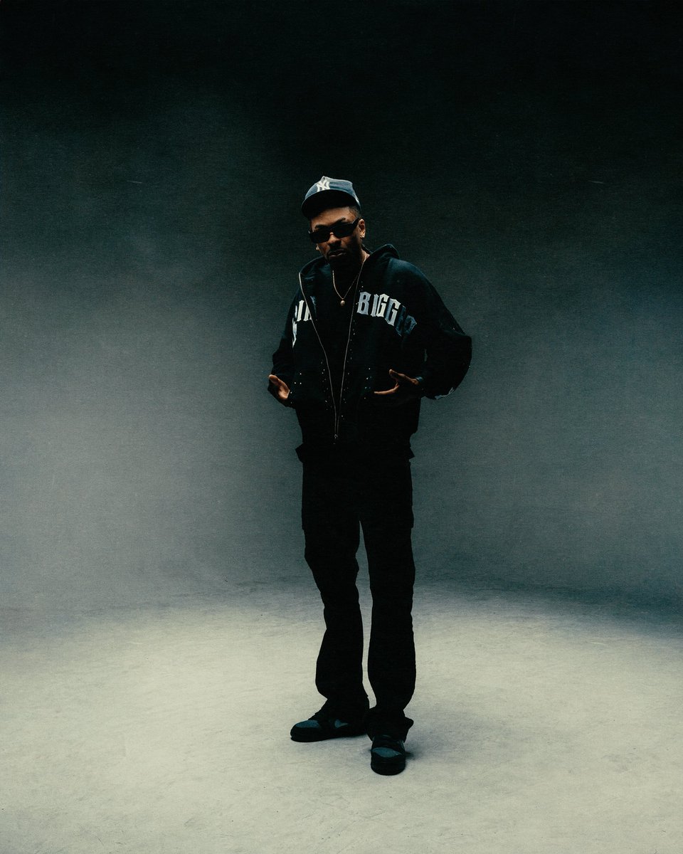 PMC 🦇 tweet media