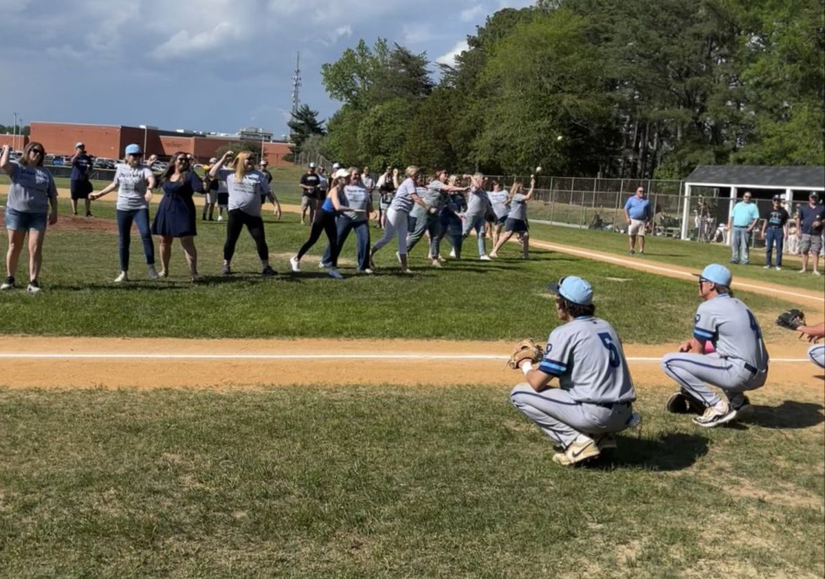 laplatawarriors's tweet photo. The LPHS Baseball Team Celebrated SENIOR NIGHT with their 12th win of the season. Our Senior mom’s showed off their skills by throwing out the first pitch. Go Warriors! https://t.co/vjCHcJnpUD