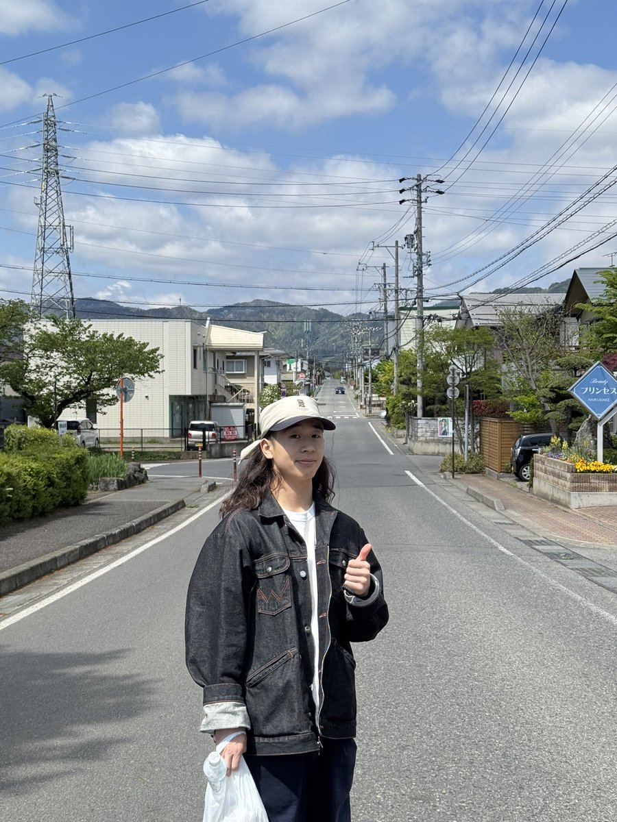 長野県に来てます。
緑が爆発しててしばらく帰れそうにありません。みなさんまた来シーズンお会いしましょう。